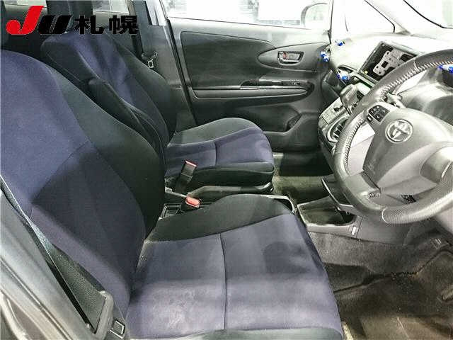 TOYOTA WISH 2012
