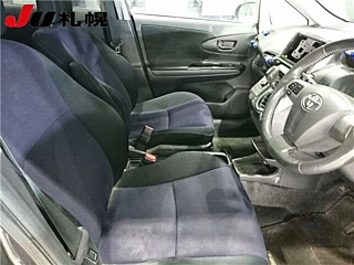 TOYOTA WISH 2012