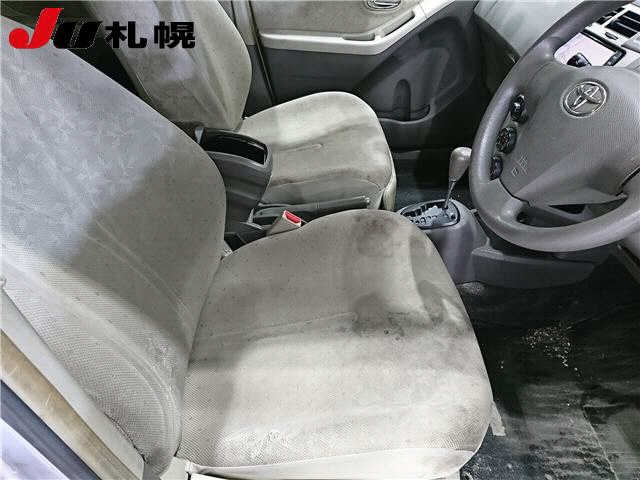 TOYOTA VITZ 2008