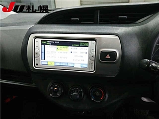 TOYOTA VITZ 2014