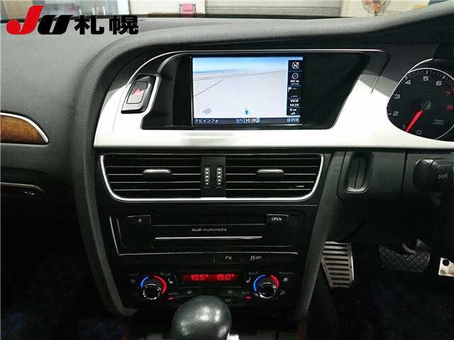 AUDI A4 2011
