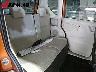 NISSAN ROOX 2020