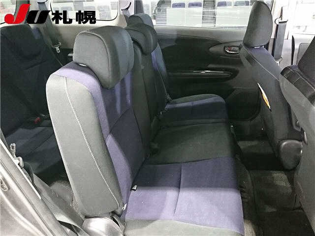 TOYOTA WISH 2012