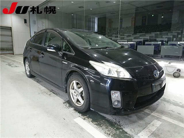 TOYOTA PRIUS 2010