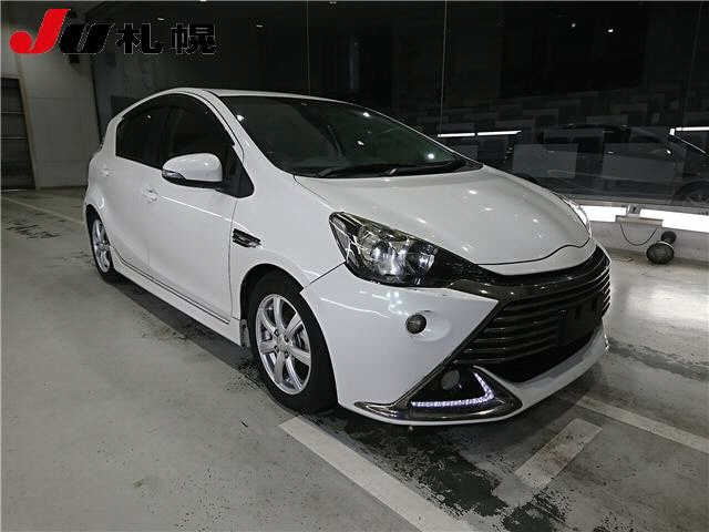 TOYOTA AQUA 2014