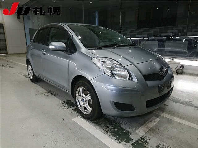 TOYOTA VITZ 2009