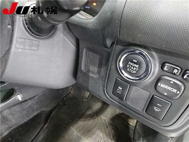 TOYOTA WISH 2012