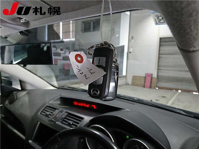 MAZDA PREMACY 2012