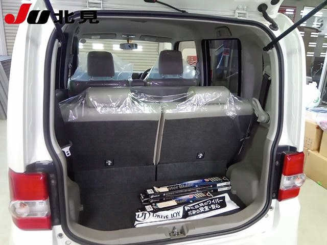 TOYOTA PIXIS SPACE 2014