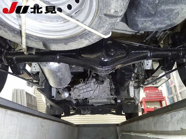 NISSAN CLIPPER TRUCK 2016