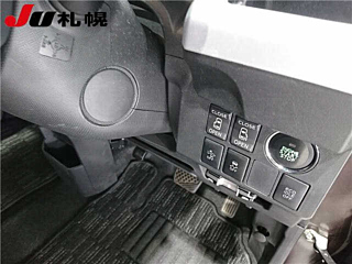 DAIHATSU WAKE 2015