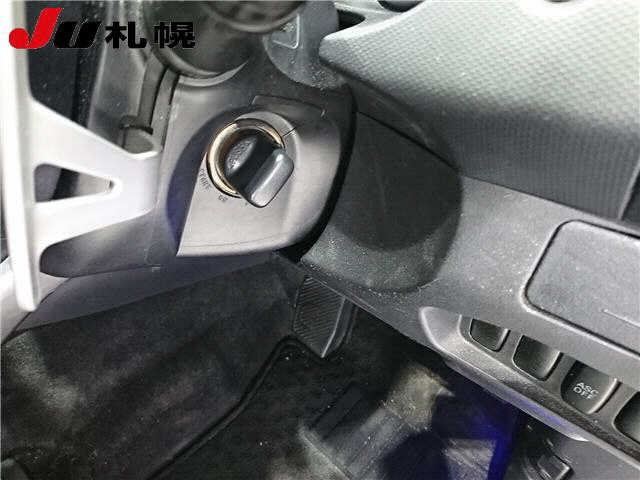 MITSUBISHI OUTLANDER 2008
