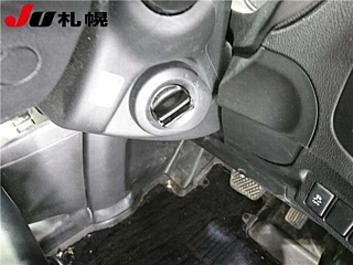 NISSAN X-TRAIL 2013