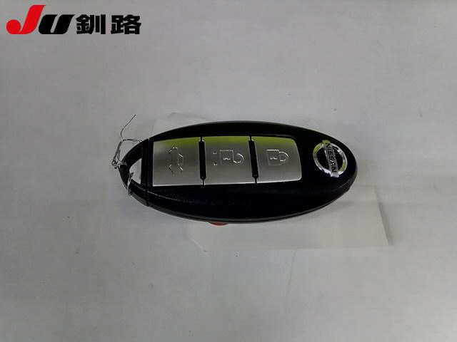 NISSAN FUGA 2009