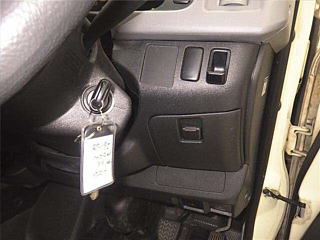 TOYOTA HIACE 2013