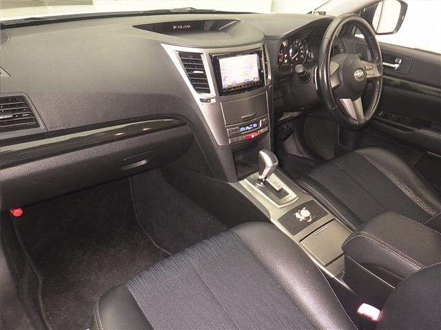 SUBARU LEGACY 2012