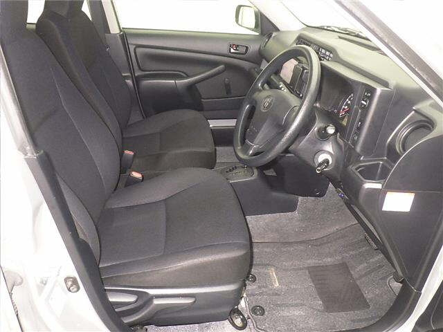 TOYOTA PROBOX 2014
