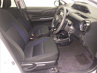 TOYOTA AQUA 2020