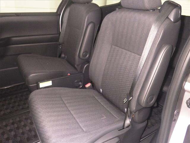 TOYOTA NOAH 2023
