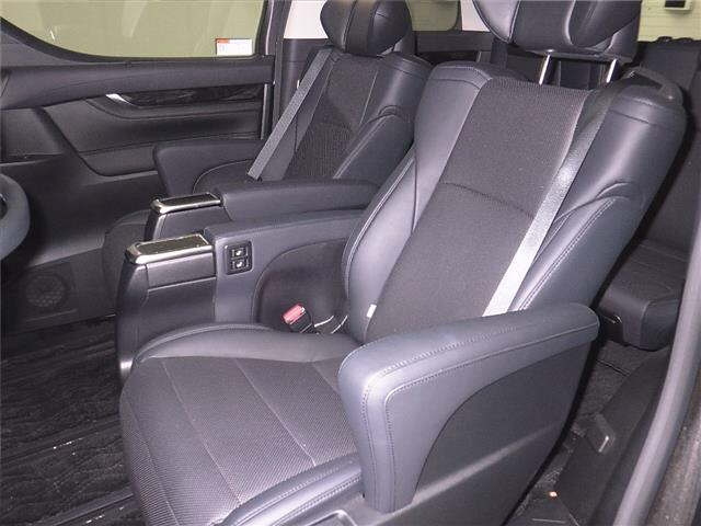 TOYOTA VELLFIRE 2019