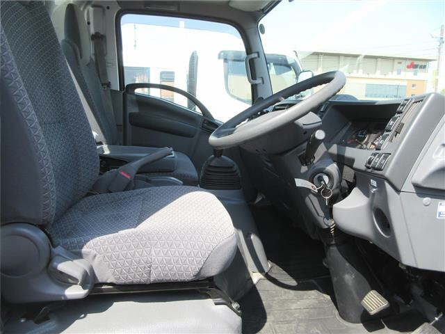 ISUZU ELF 2021
