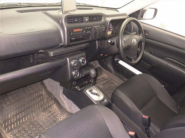 TOYOTA SUCCEED 2018