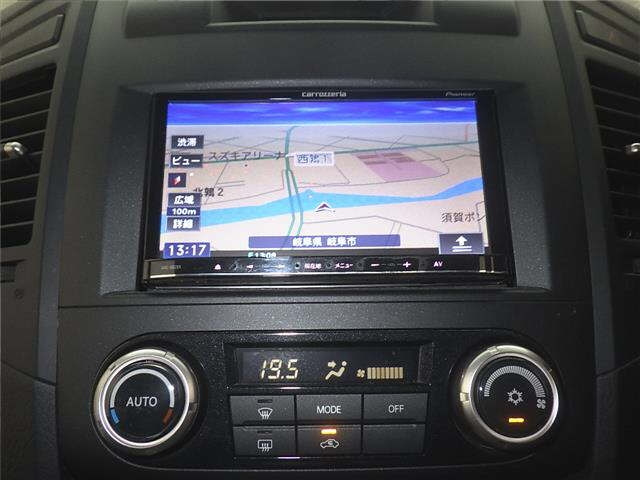MITSUBISHI PAJERO 2011