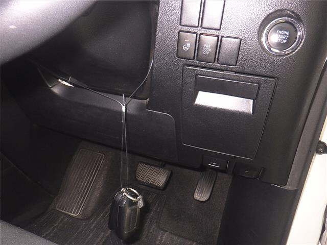 TOYOTA VELLFIRE 2016