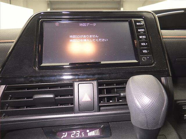 TOYOTA SIENTA 2017
