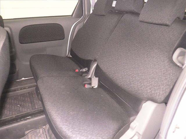 TOYOTA SIENTA 2012