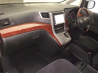 TOYOTA VELLFIRE 2009