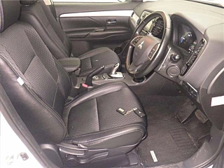 MITSUBISHI OUTLANDER PHEV 2013