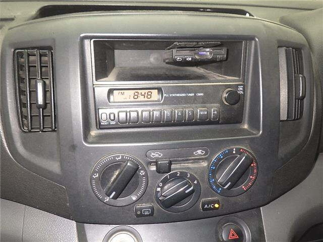 NISSAN NV200 2010