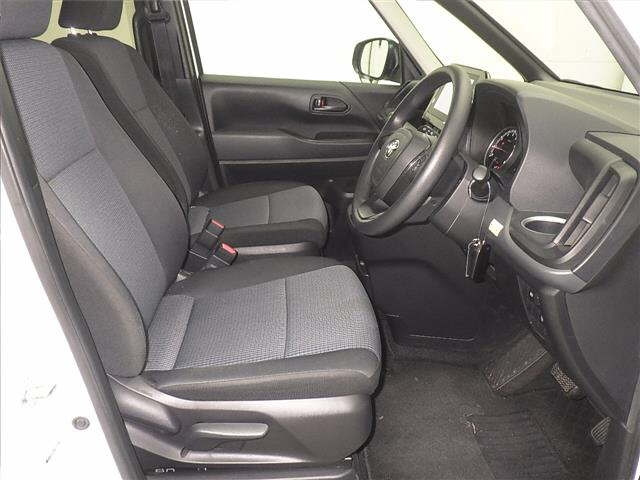 TOYOTA NOAH 2023
