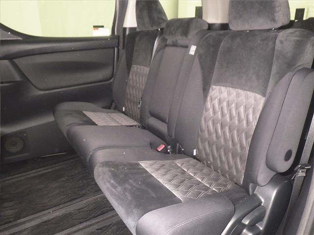 TOYOTA VELLFIRE 2018