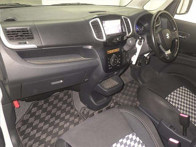 SUZUKI SOLIO 2015