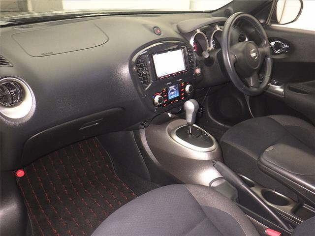 NISSAN JUKE 2012