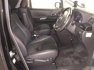 TOYOTA VELLFIRE 2012