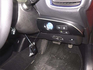 TOYOTA PRIUS 2019