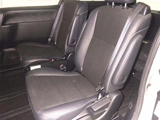 TOYOTA NOAH 2016