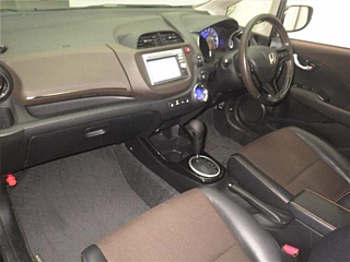 HONDA FIT SHUTTLE 2013