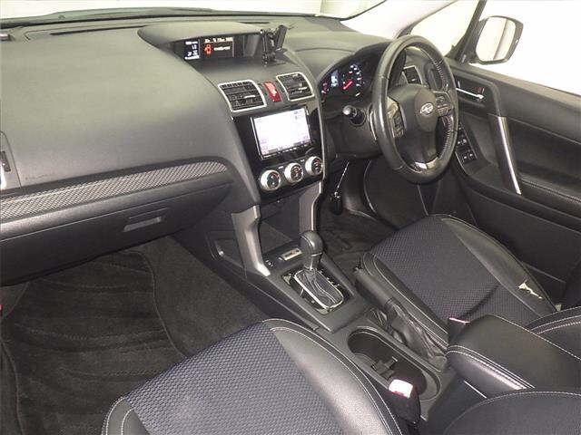 SUBARU FORESTER 2015