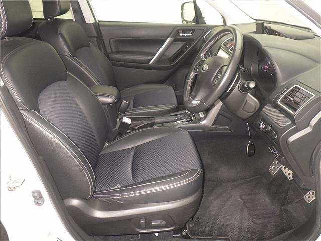 SUBARU FORESTER 2015
