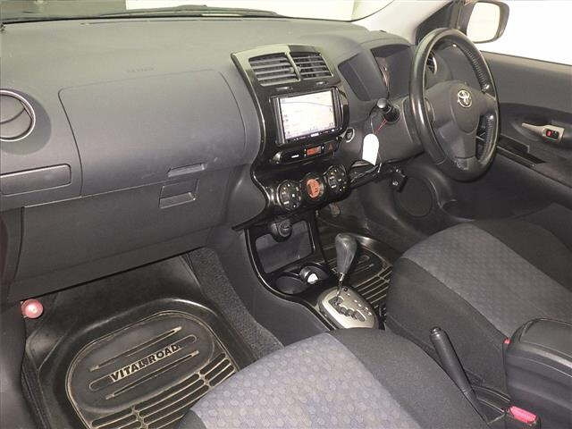 TOYOTA IST 2009