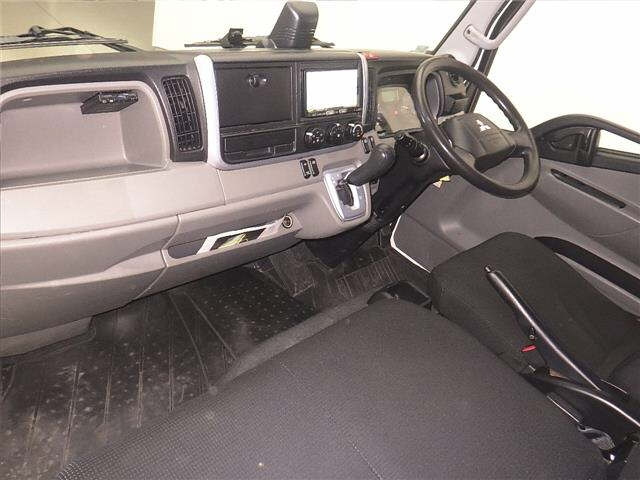 MITSUBISHI CANTER 2020