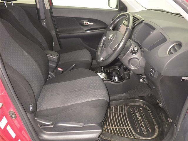 TOYOTA IST 2009