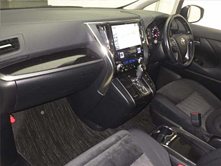 TOYOTA ALPHARD 2018