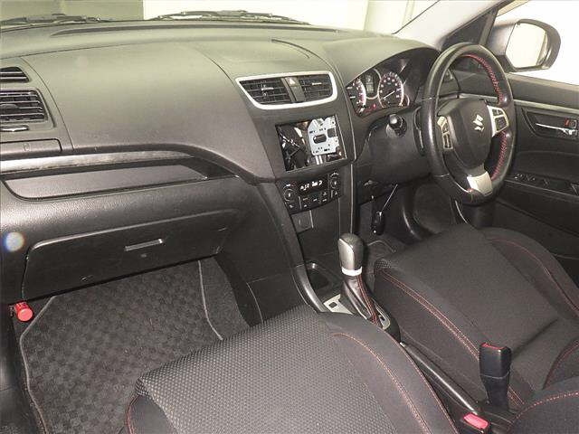 SUZUKI SWIFT 2015