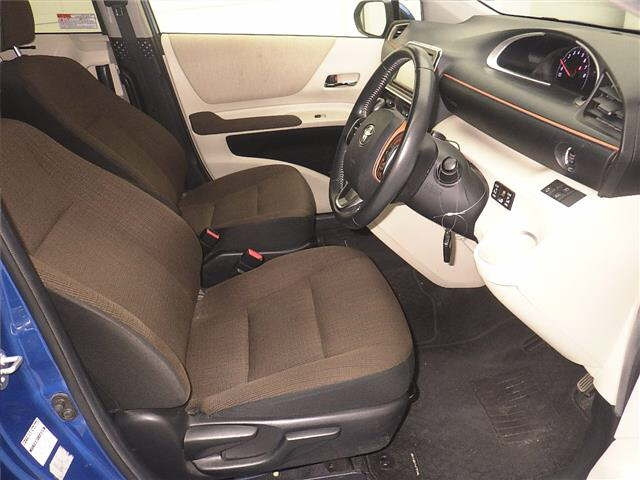 TOYOTA SIENTA 2017