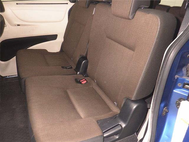 TOYOTA SIENTA 2017